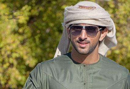 سيارة رونالدو هدية ل"ميسي الإمارات" اللاعب عموري